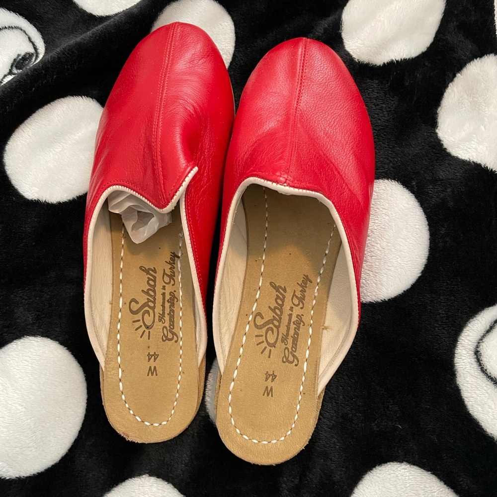 Sabah Dealer Womens Felli red leather Babas 11 - 44W